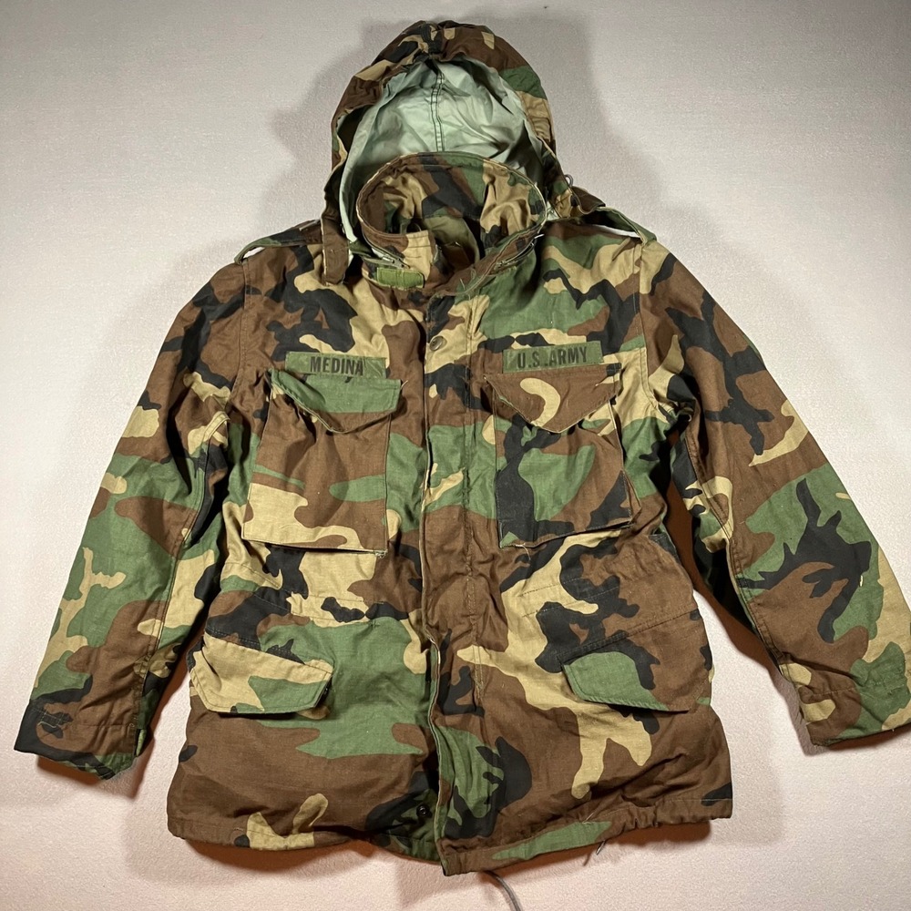 Vintage US Army M-65 Field Coat Woodland Camo Jacket Golden Mfg Small Short 80s